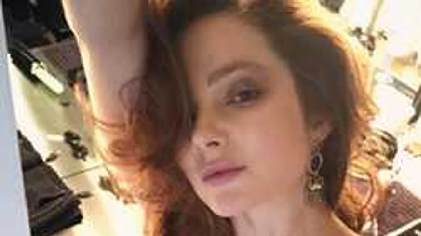 Felismerhetetlen a dögös magyar sztár ezen a retróképen