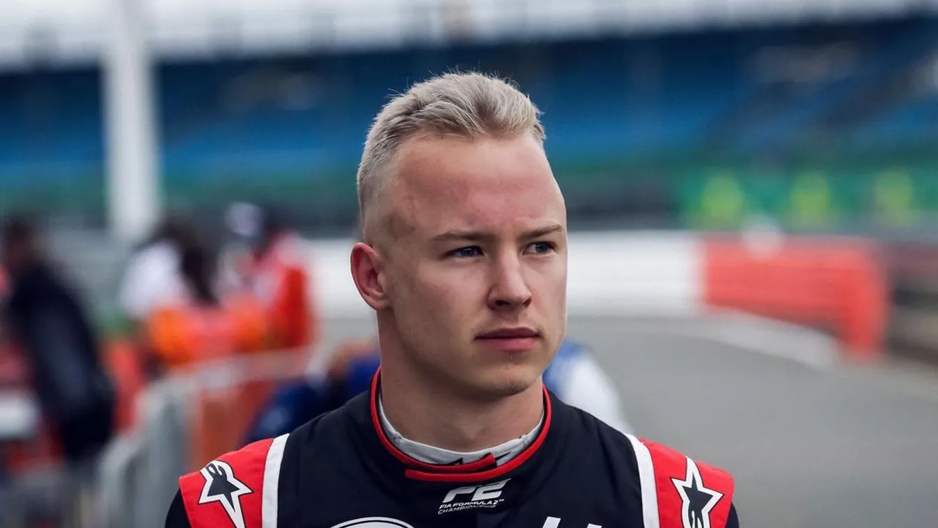 „Visszataszító” – botrányos videó, egy nő mellét fogdosta a Forma-1 új sztárja