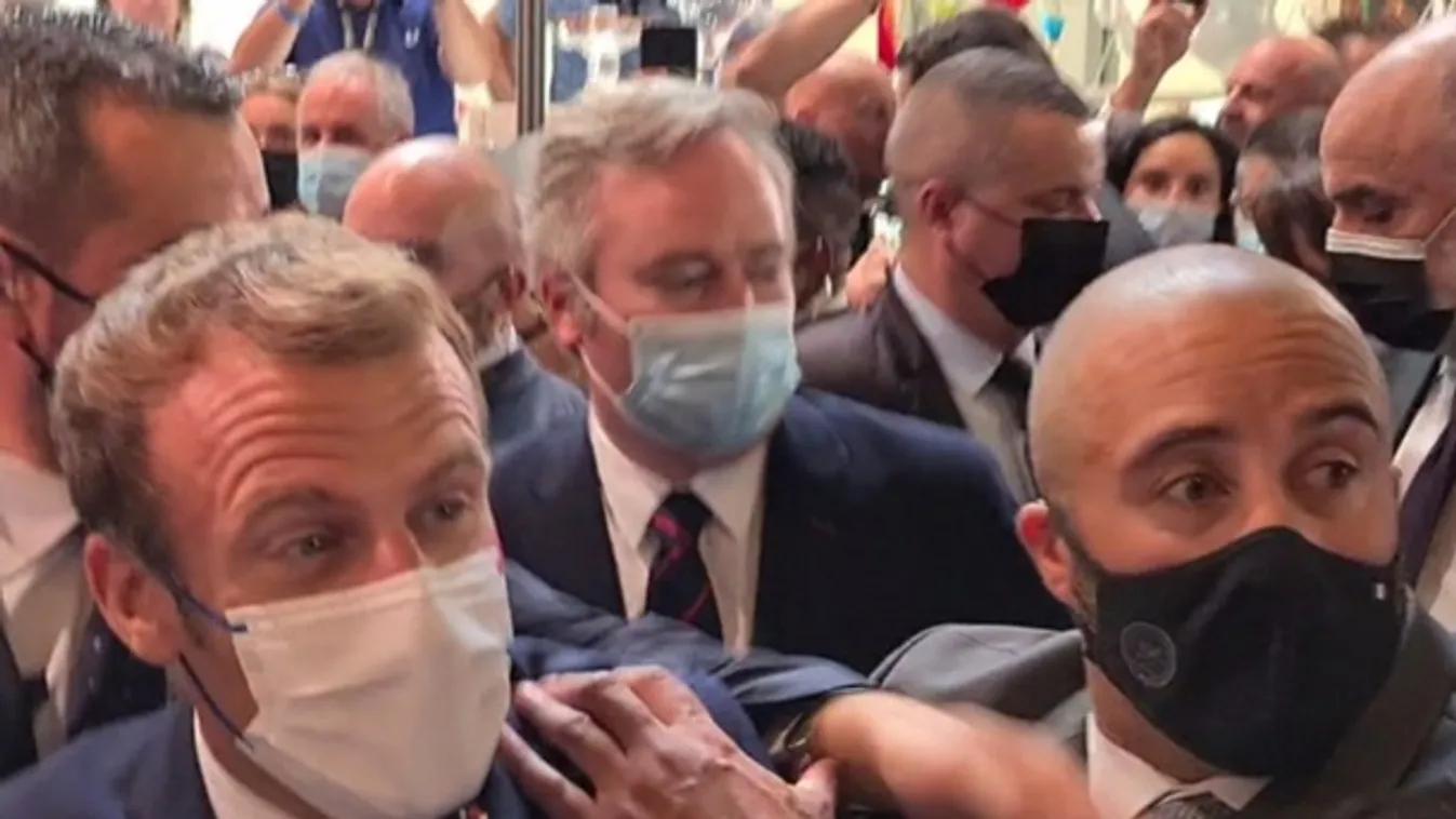Tojással dobálták meg Emmanuel Macron francia elnököt – videó!