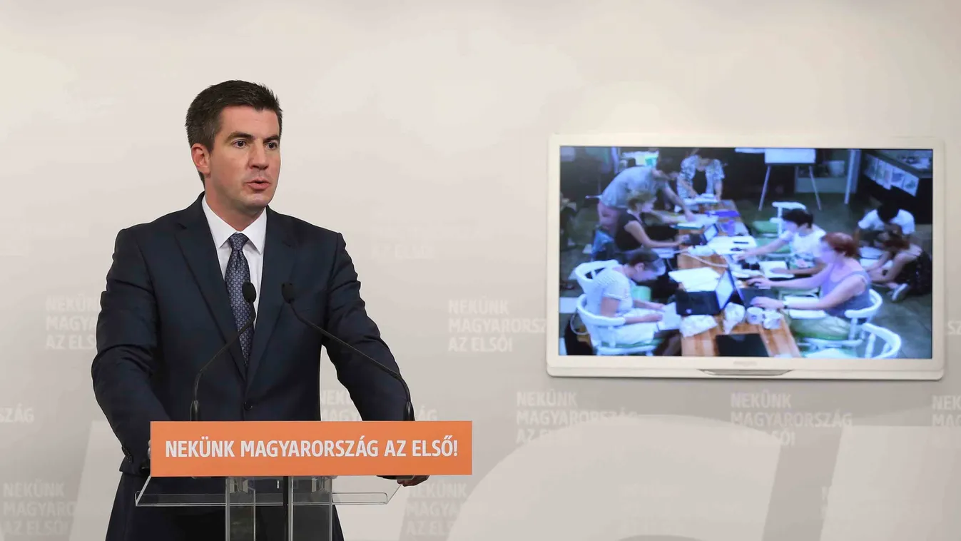 Az ellenzék törvénytelenül kezeli a választók adatait