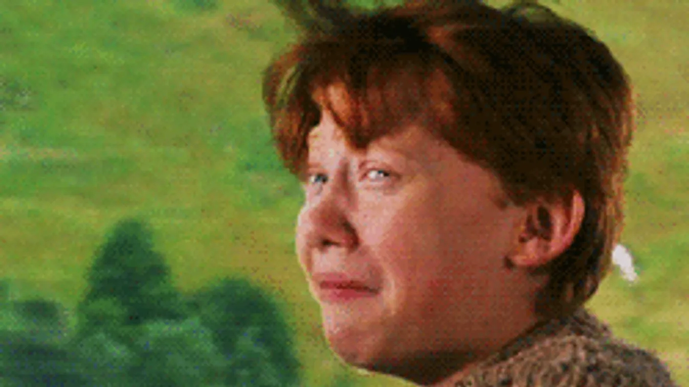 Ennél bénábban nem lehetett volna kiállni a parkolóból