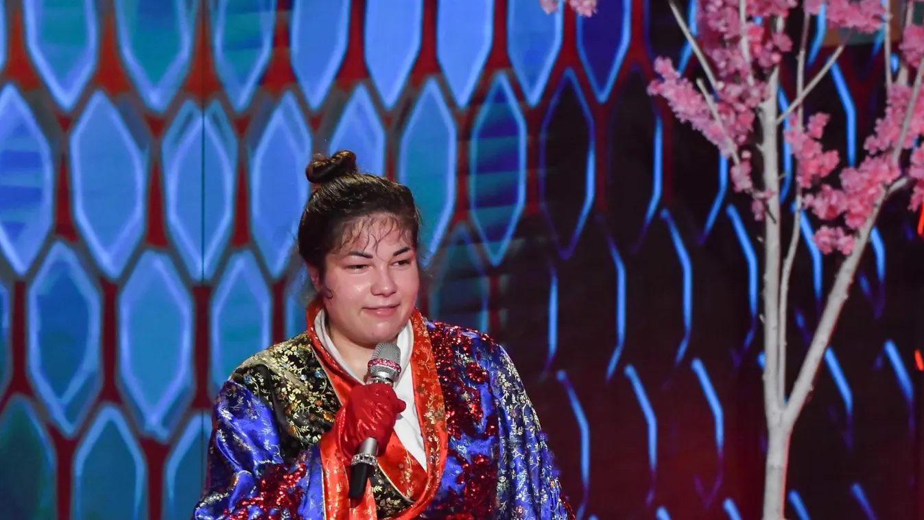 Rá mi sem számítottunk: Őt rejtette a gésa jelmez