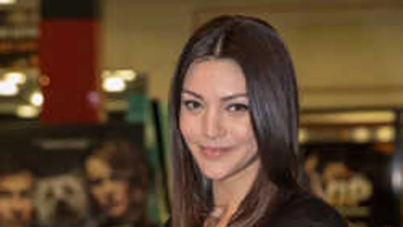 Sosem látott fotón mutatta meg titkolt szépséghibáit Kulcsár Edina!