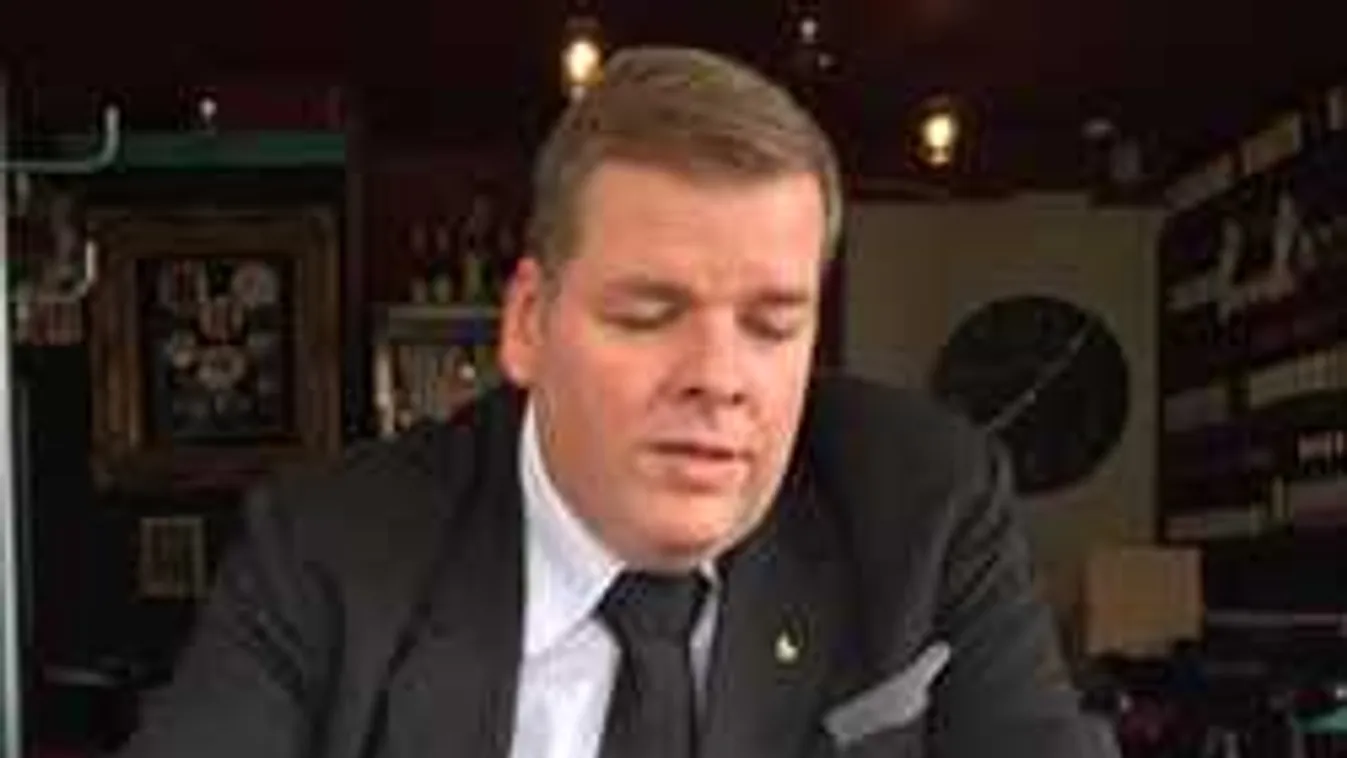 Megváltotta sírhelyét a magyar politikus, pedig még él: Mutatjuk!