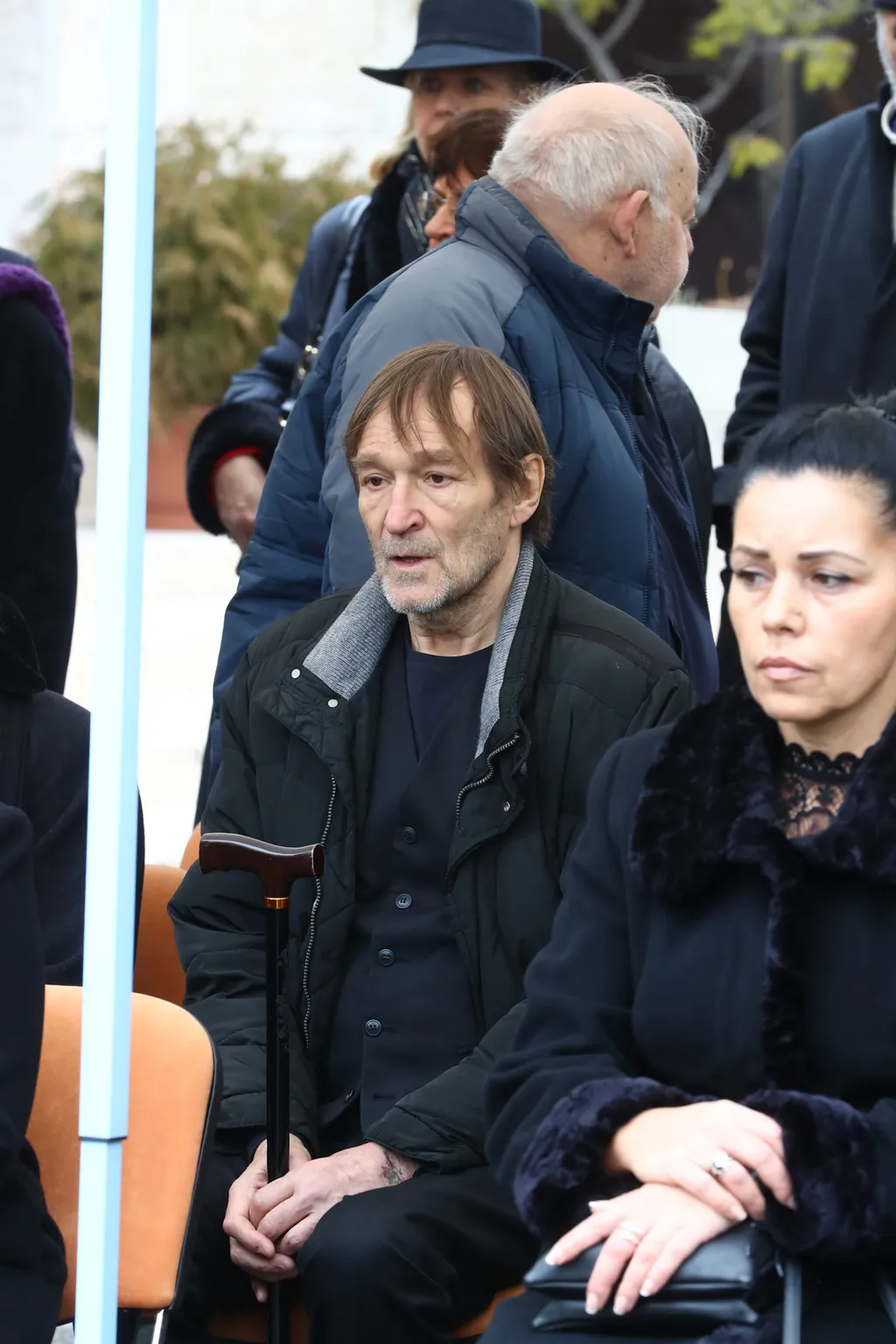 EDBE5EC3-7F25-4973-A32A-2998B90734D2