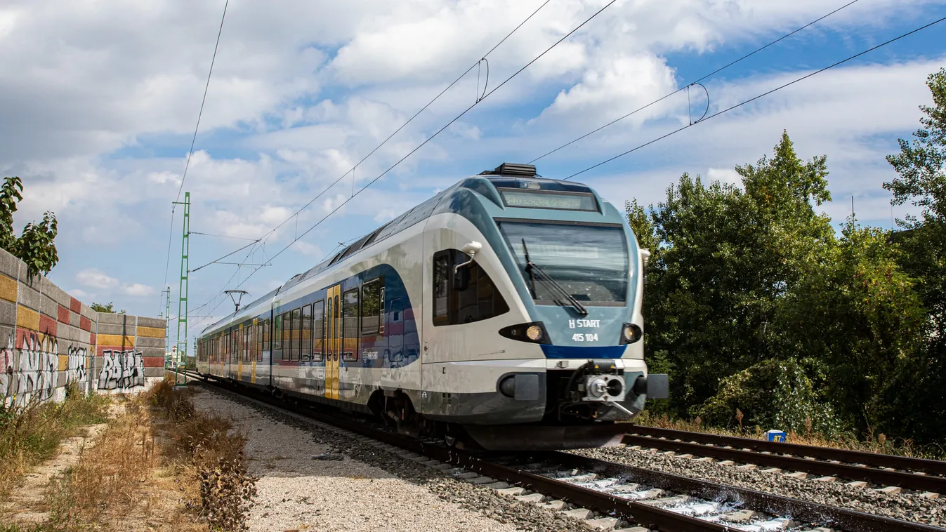 Iskolatársai hallották, ahogy elgázolja a vonat a 14 éves lányt