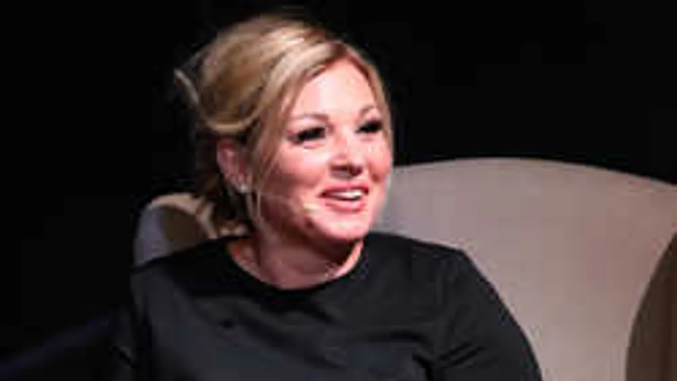 Elszakítja munkája kisfiától Claudiát: Videotelefonon látja majd!