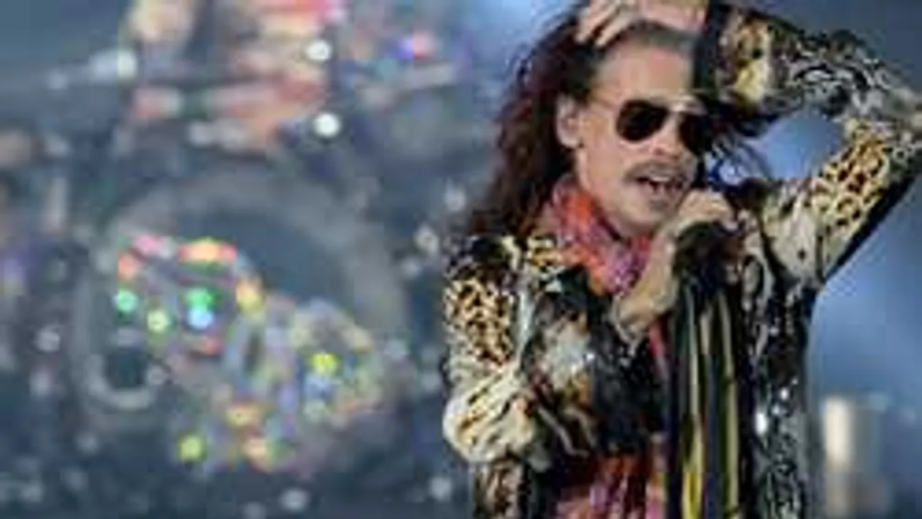 Most derült ki: Súlyos betegség támadta meg a népszerű énekest