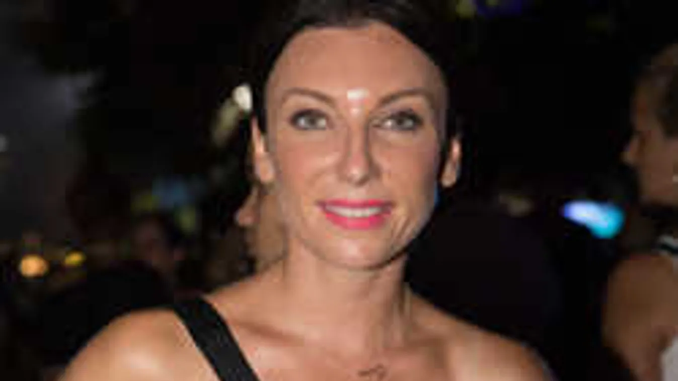 Nemzetközi díjátadón ért el óriási sikert a szuperszexi Rúzsa Magdolna!