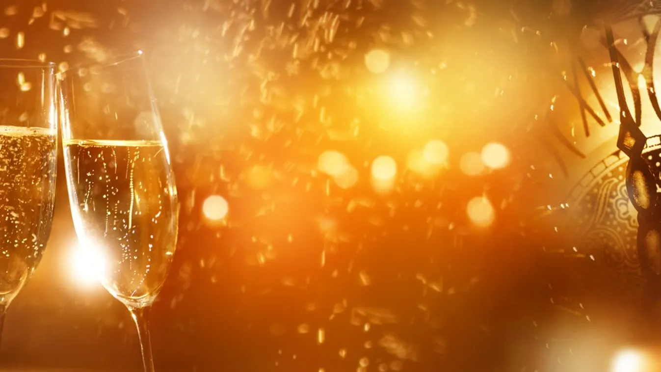 New years eve cheers with champagne