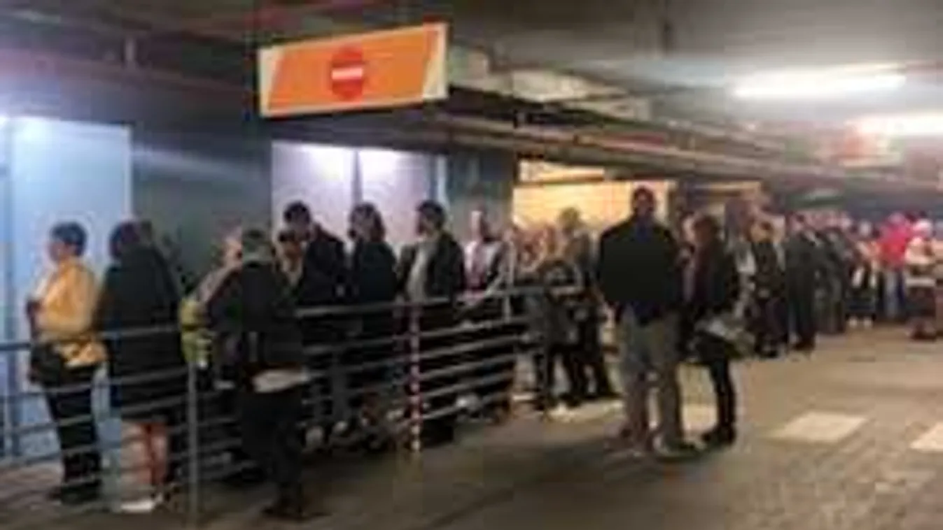 Aljas lehúzás? Elképesztő állapotok az Eurocenter parkolójában