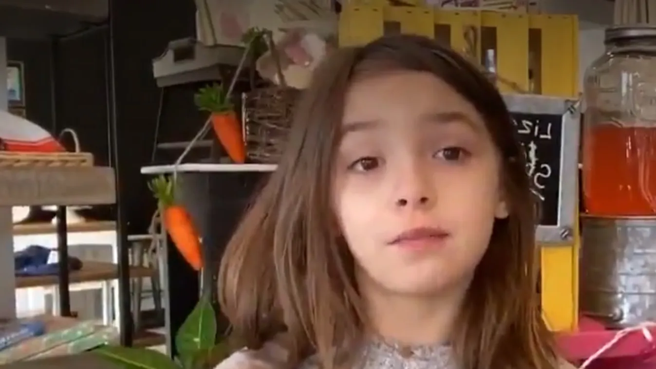 Agyműtétjére gyűjt a kislány