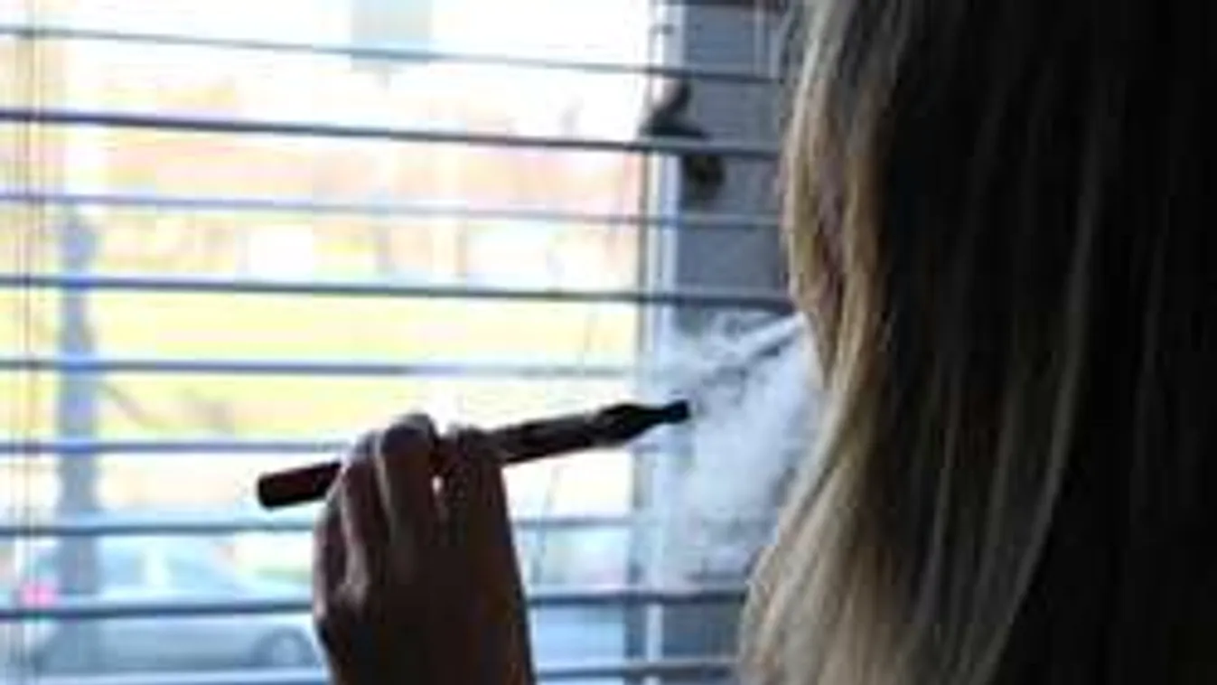 Kiderült: rákkeltő hatású lehet az e-cigaretta is!