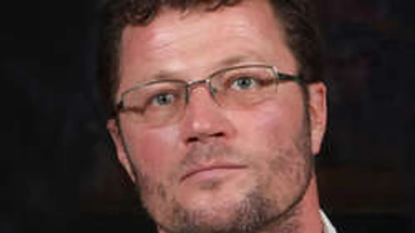 Dagad a botrány: Kitálalt Stohl  András főnöke!