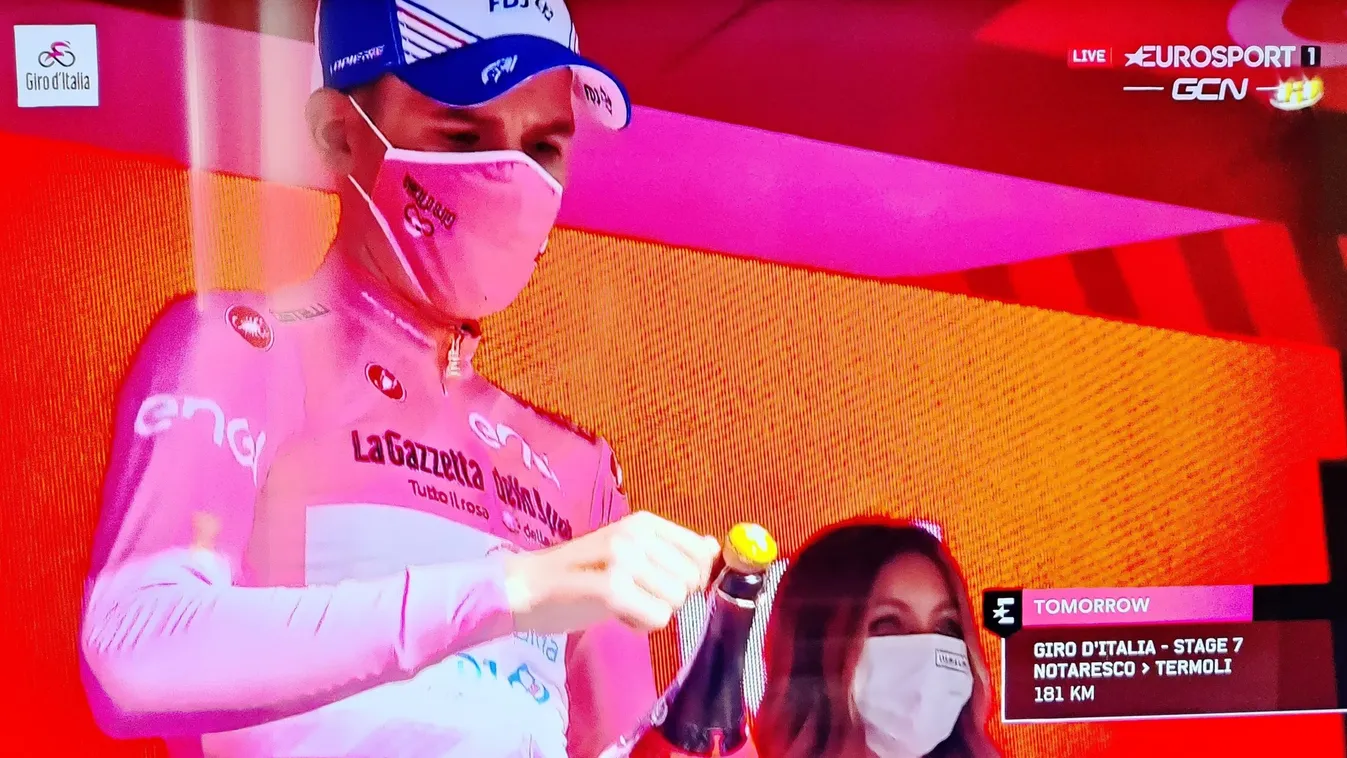 Elképesztő magyar siker Giro d'Italián – Valter Attila átvette a vezetést az összetettben