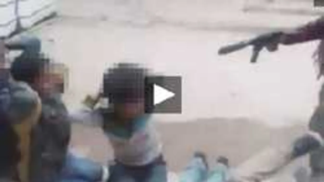 Tömeges kivégzést játszanak el a gyerekek...Videó!