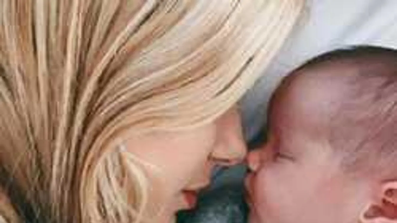 Hihetetlen születés! Ilyet még az orvosok is ritkán látnak