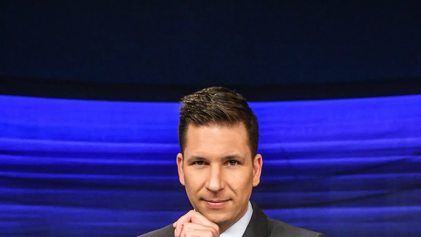 Nem volt jól: koronavírustesztet végeztek a Tények műsorvezetőjén