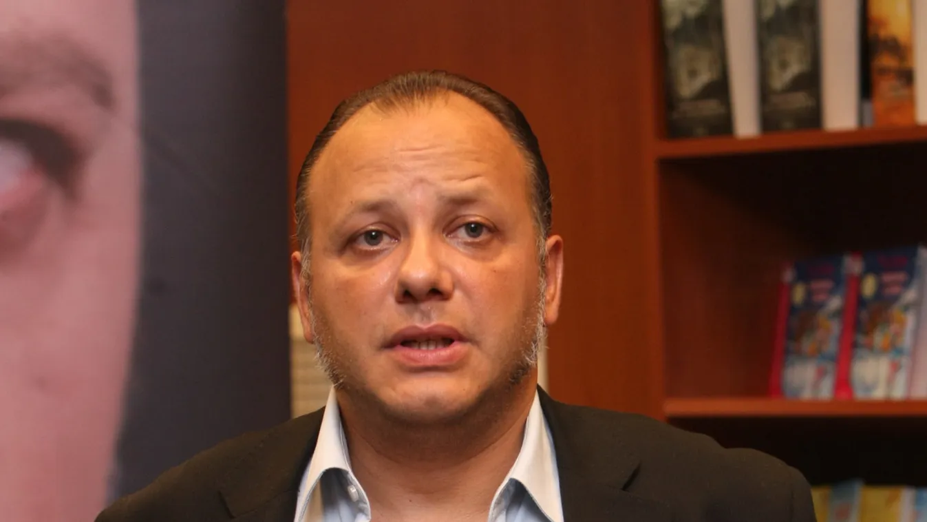 Összetört Damu Roland édesapja: „Ellopták tőlem a fiam temetését!”