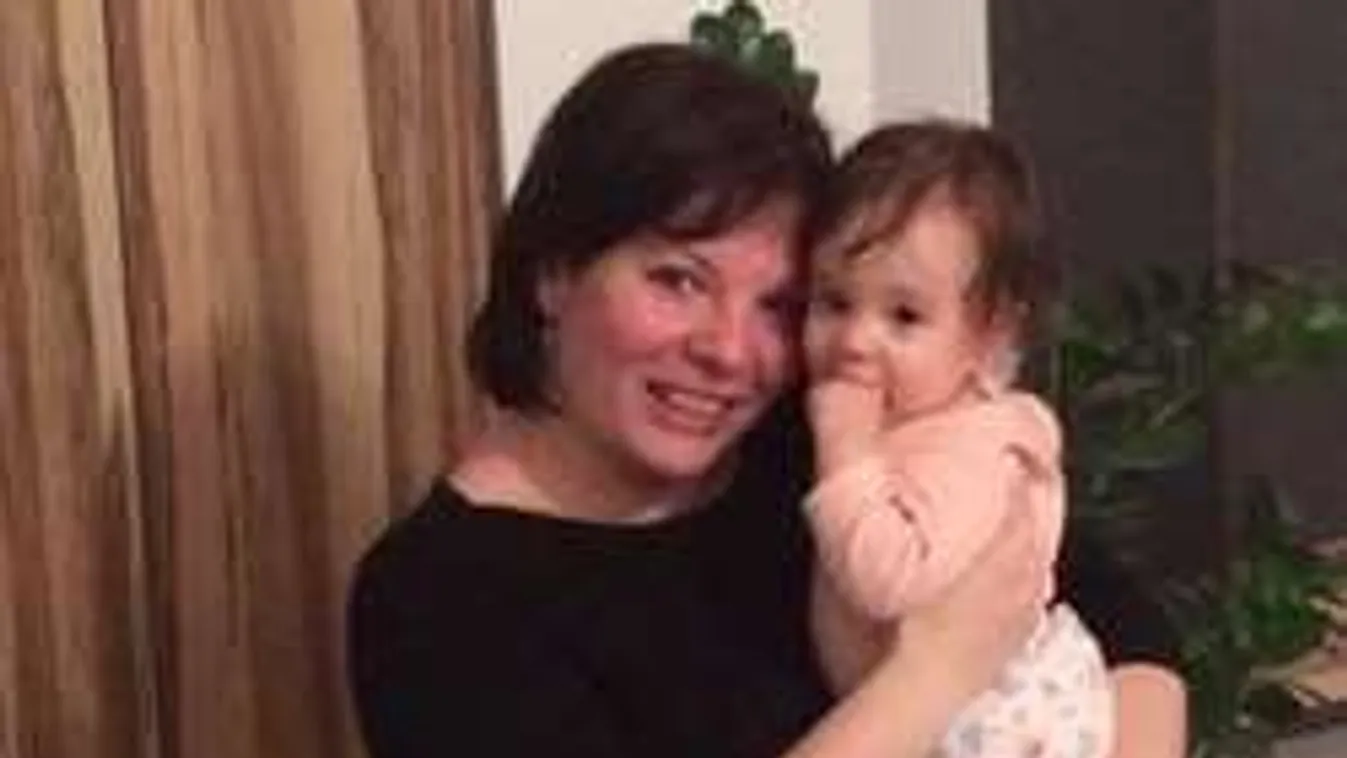 Vakmerő bátorság: megszegte a szabályokat kisbabájával a magyar anyuka!