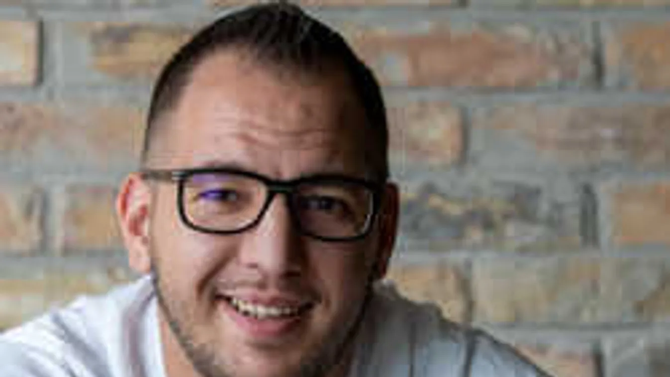 Sokat köszörült a csorbán Curtis: Idős asszonynak segített