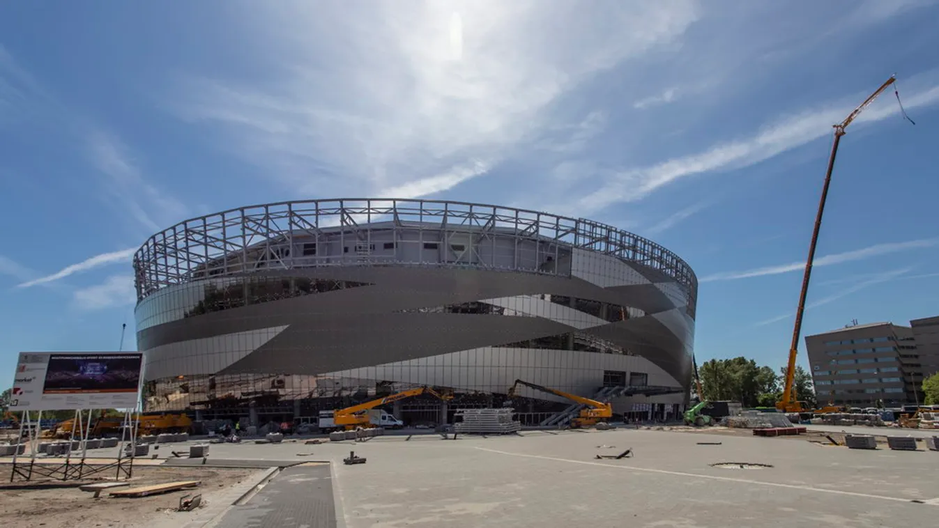 Semmiből nőnek ki Budapest új arénái