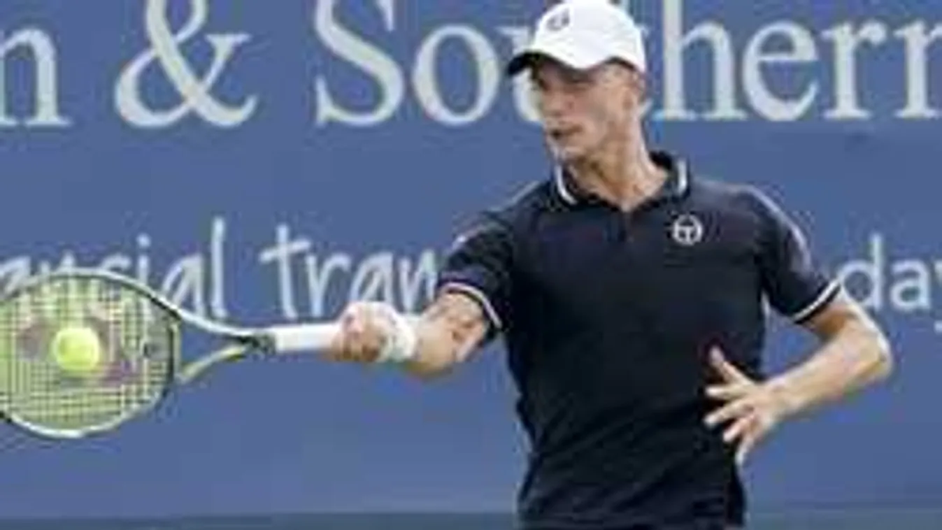 Micsoda évkezdés, Fucsovics a világelső Djokovics ellen lép pályára