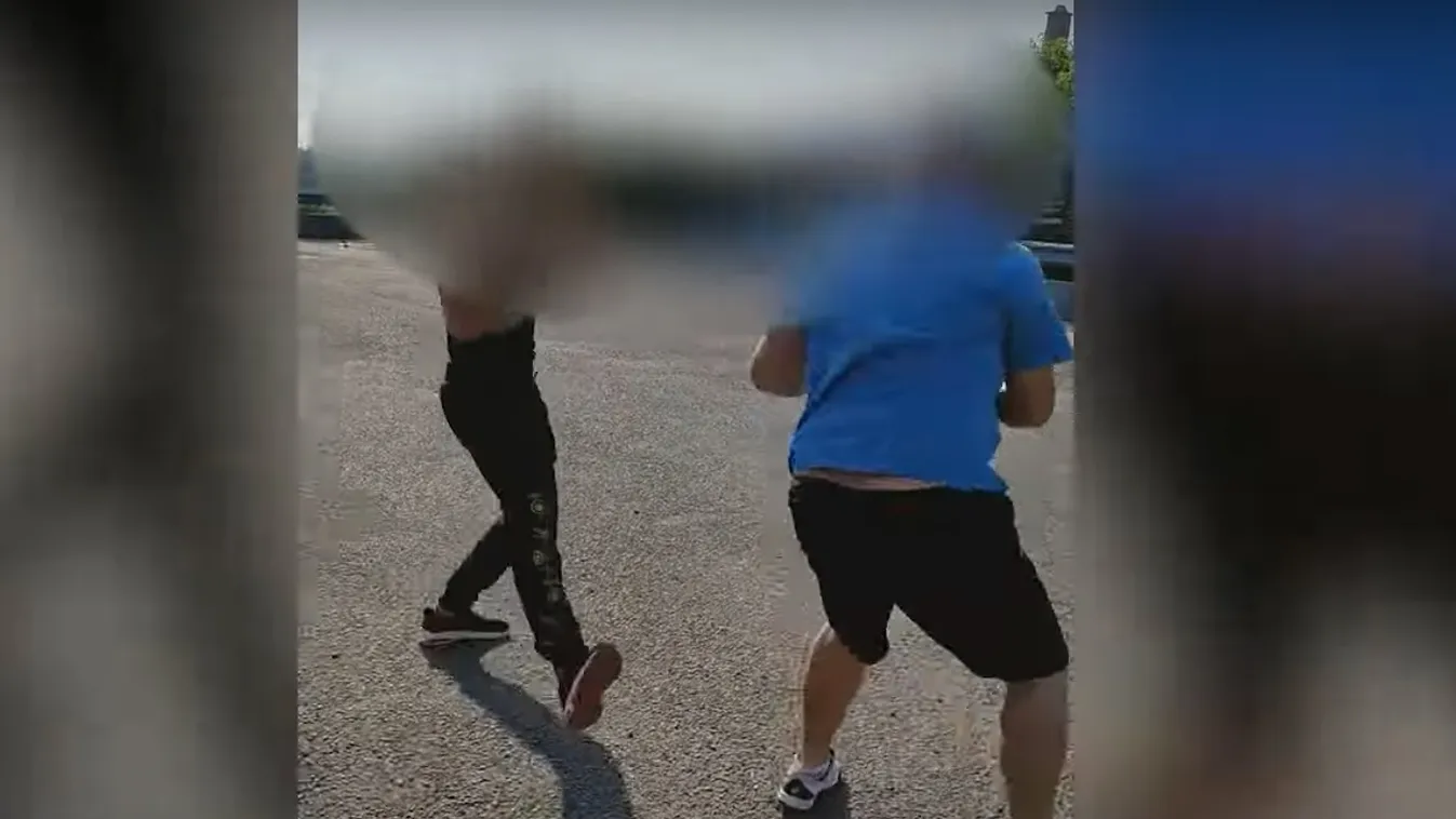 Rátámadt korábbi börtönőrére egy férfi Komlón – Videó