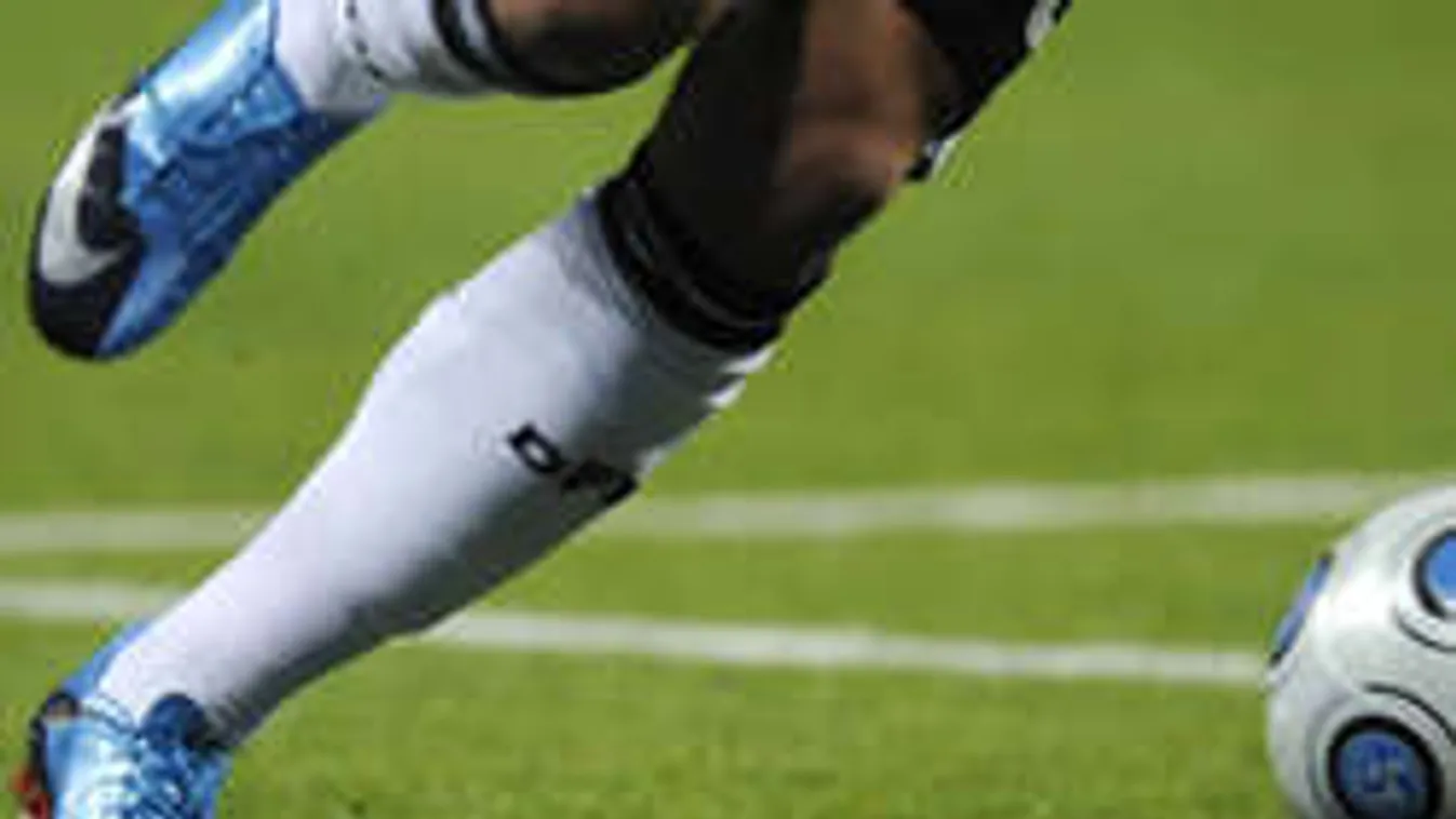 Csak ha nincs alkalmas EU-s focista, akkor jöhet a török!