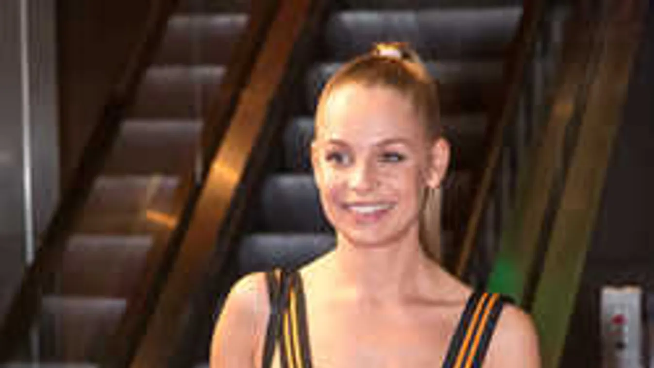 Izgató fotó, garantáltan elalélsz Iszak Eszter látványától