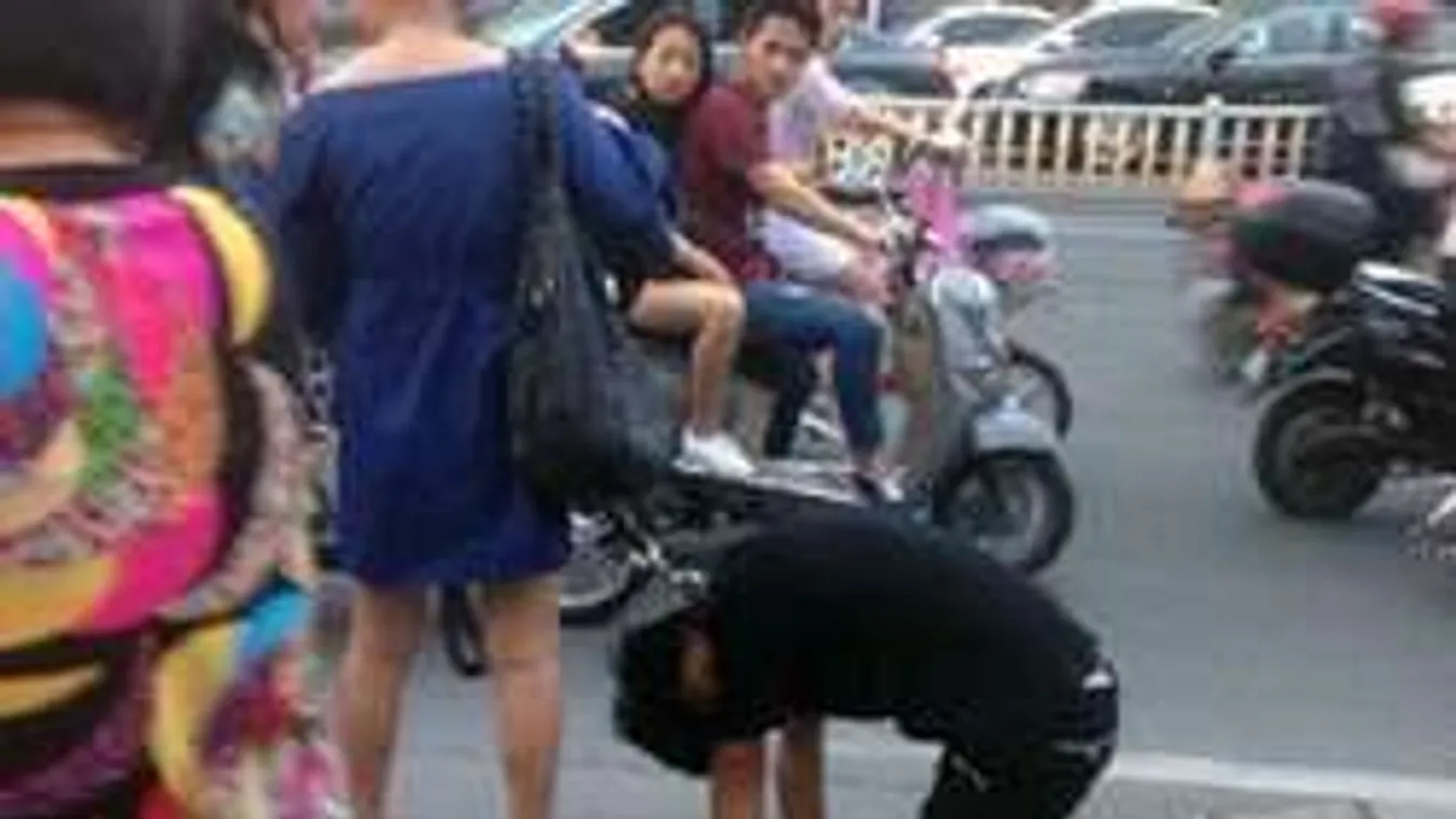 Nyílt utcán élte ki perverz szexuális vágyait a fiatal pár