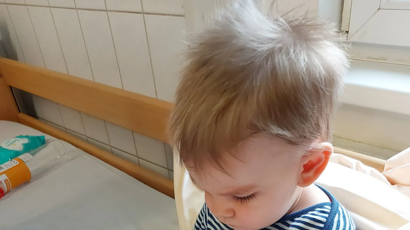 „Egy világ dőlt bennünk össze” – magyar kisfiúnál diagnosztizálták a szörnyű betegséget