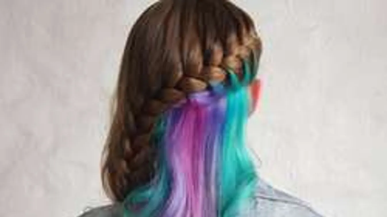 Titkos szivárványhaj az új divat