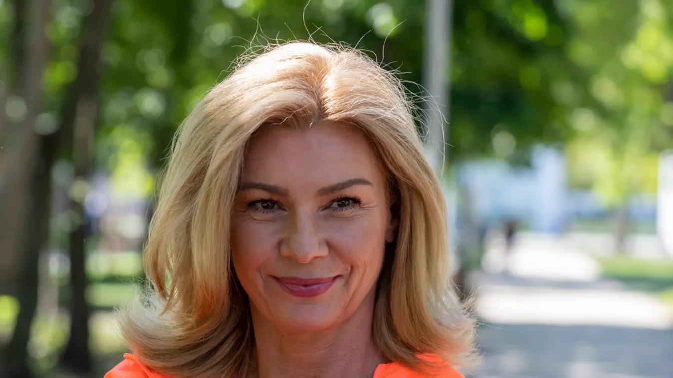 Barta Sylvia akkor is mosolyog, ha fáj valamije