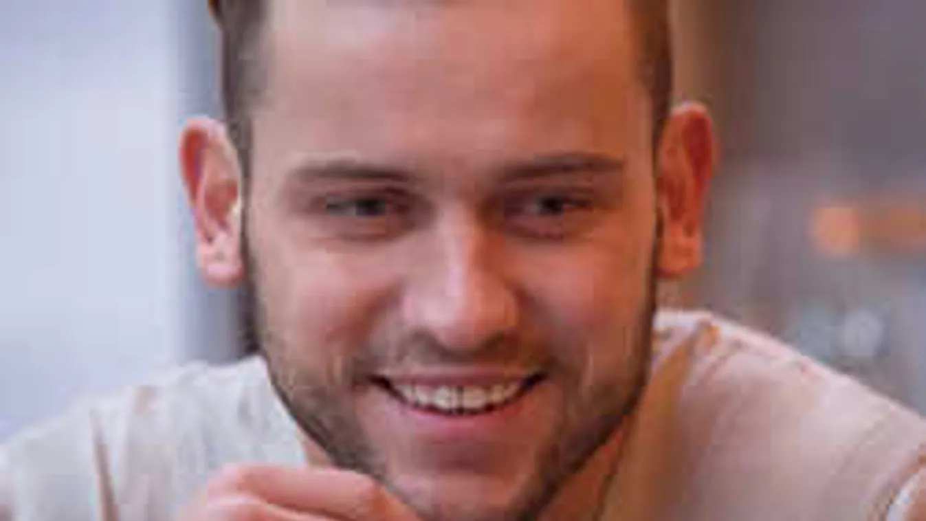 Megmutatta sosem látott testvérét A Nagy Duett énekese!