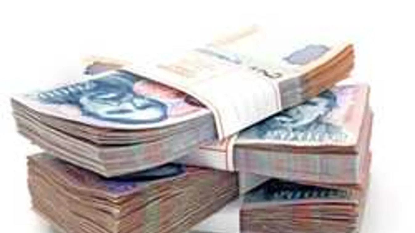 250 millió kenőpénzt kértek a szocialista politikusok