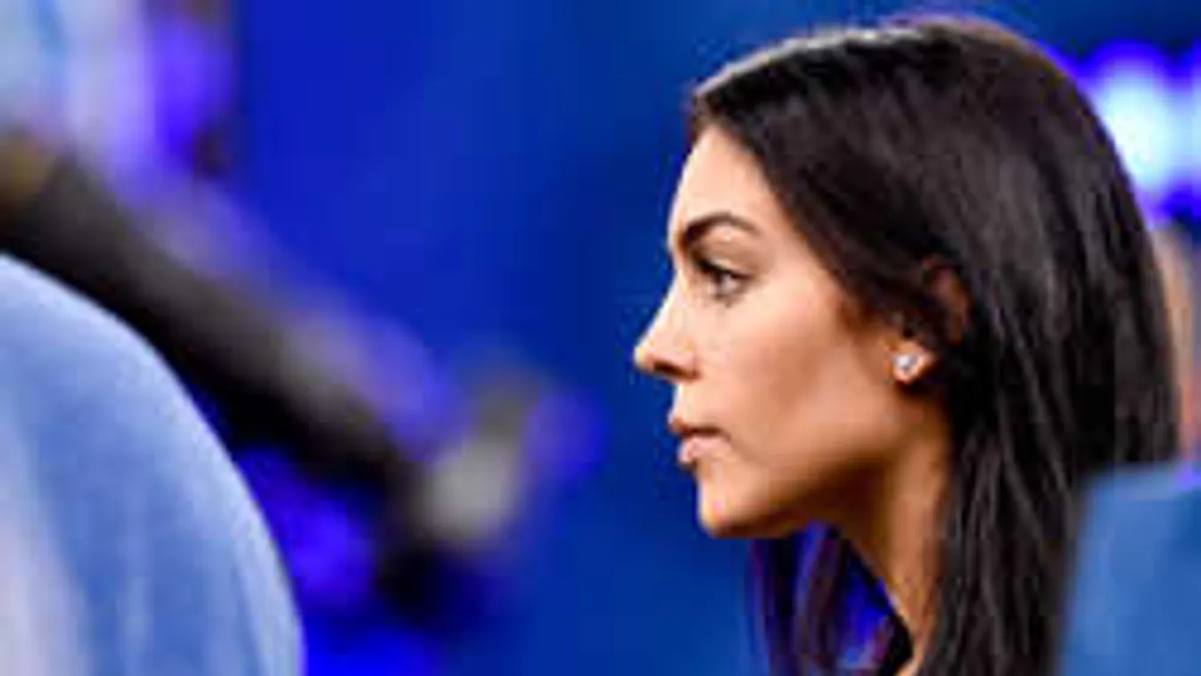 Felforr a véred, alig semmiben hűsöl Ronaldo barátnője