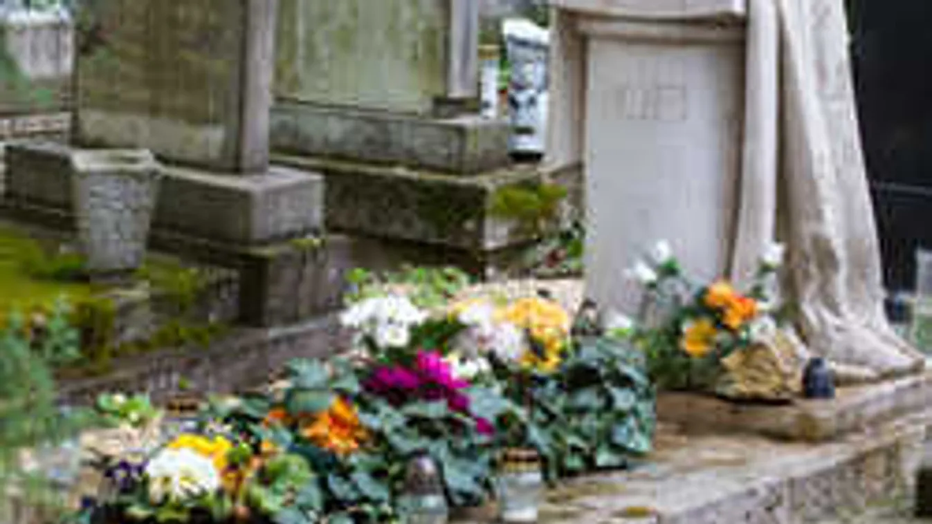 Váratlanul elhunyt egri tanárnő gyermekeinek gyűjtenek