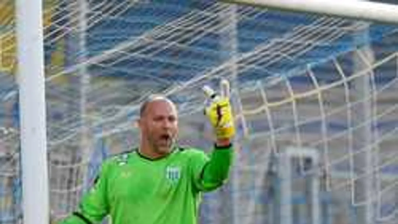 Király Gábor ünnepel, de valami nem stimmel