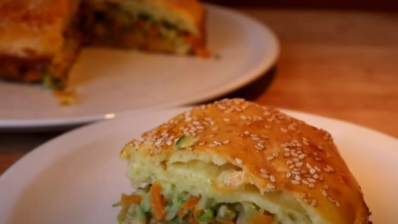 Gyors vacsora ötlet: itt a töltött cukkini lepény