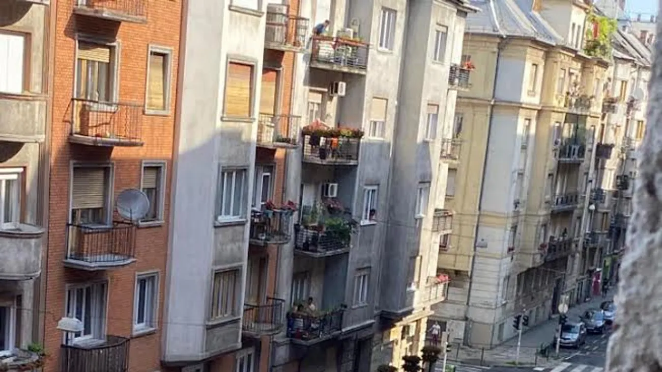 Kétéves kisfiú életéért küzdöttek a budapesti mentősök: a második emeletről zuhant ki