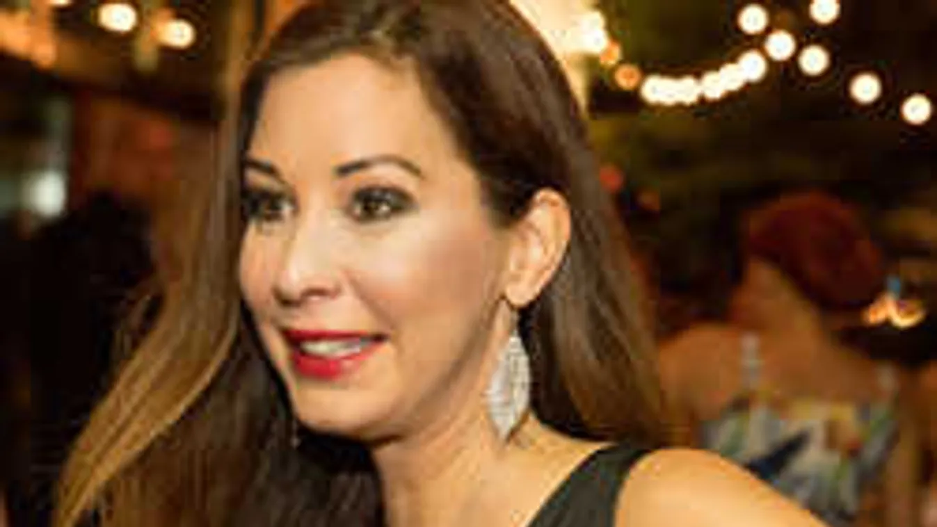 Bevallotta, orvosok segítettek Demcsák Zsuzsán