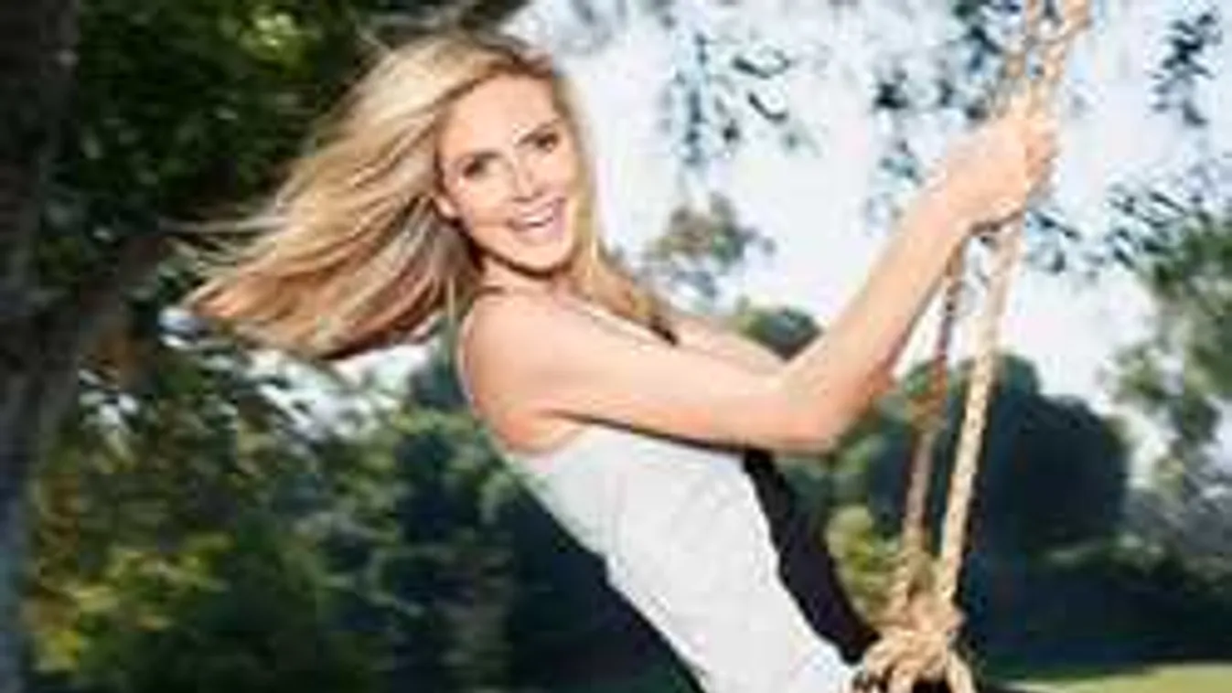 Nem számított a korkülönbség, most mégis szakított az álompár