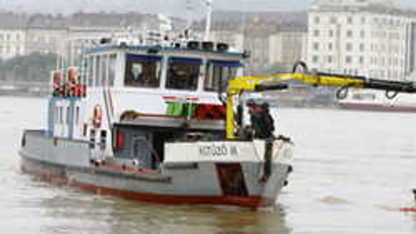 Dunai hajóbaleset: Először vetették be a sürgősségi mentőhajót