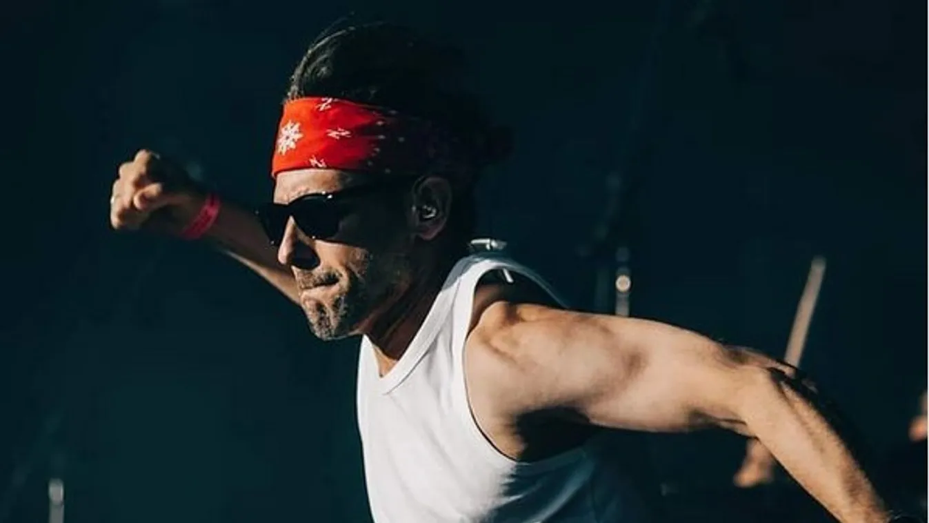 Visszatért a színpadra a komoly gégegyulladással küzdő magyar énekes