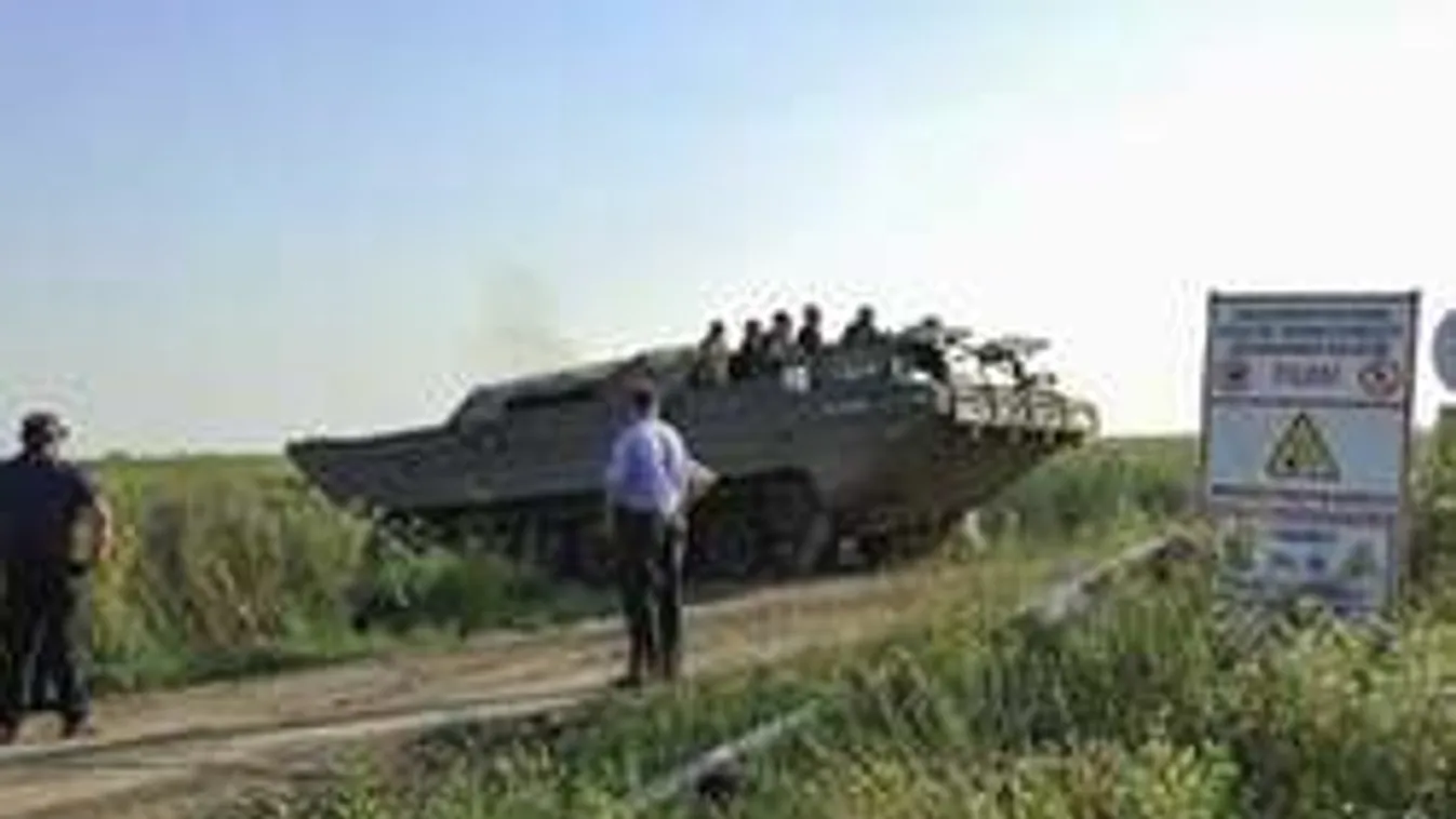 Friss hírek a hortobágyi robbanásról: ez vár a túlélő katonára