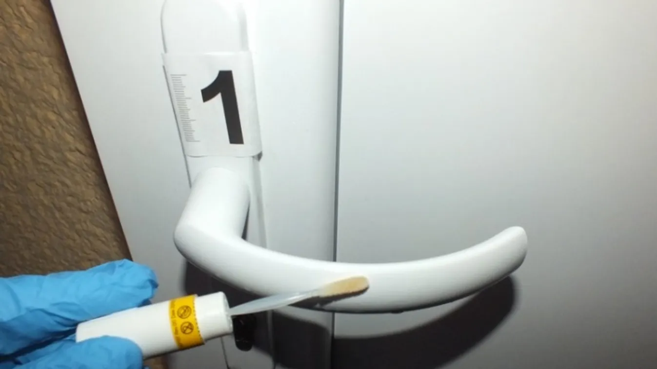 Már meg is van a nap hülyéje: rendőr lakásába próbált betörni a tolvaj