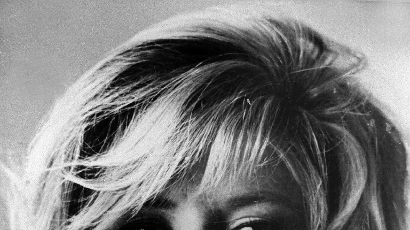 Elhunyt az olasz szexszimbólum, emlékezetes jelenettel tisztelgünk előtte