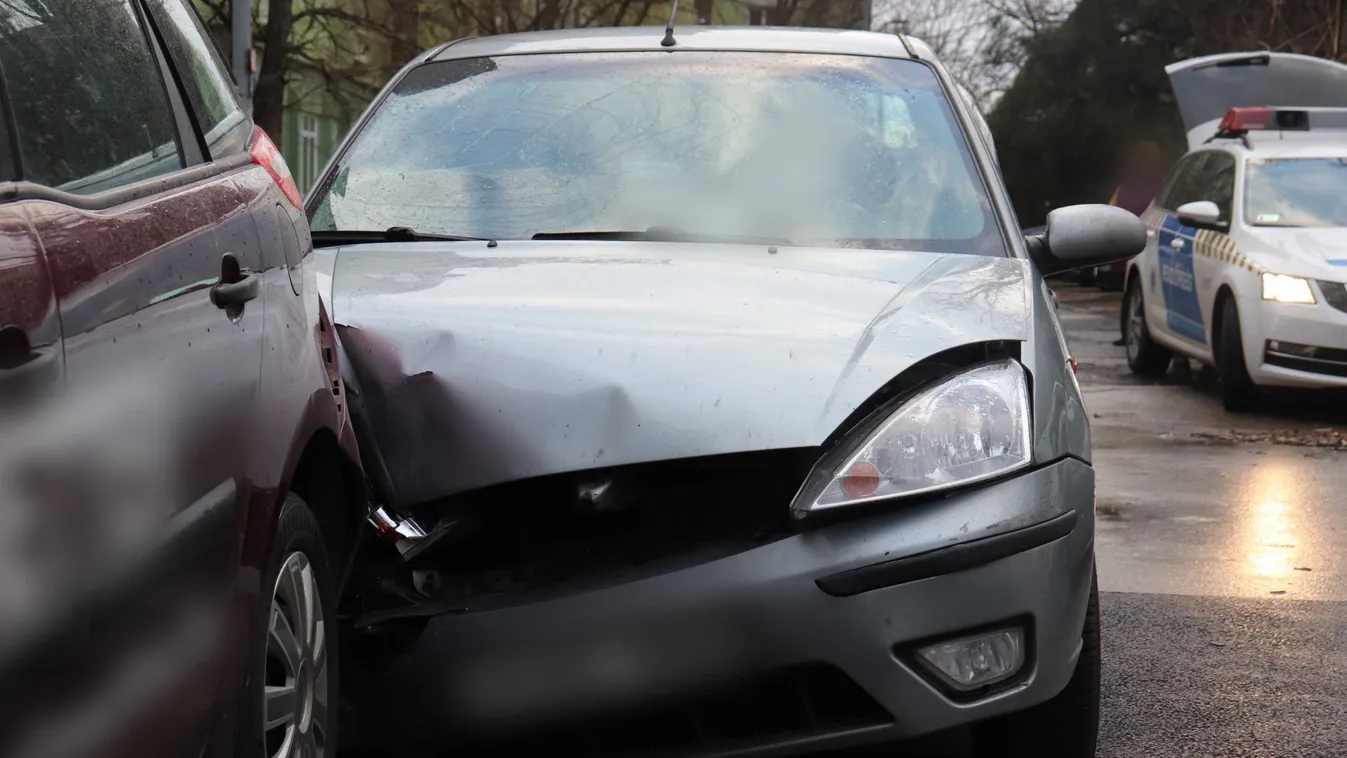 Eldurvult a buli: a párja a szívét, a nő a férfi kocsiját törte össze Óbudán  – Fotók