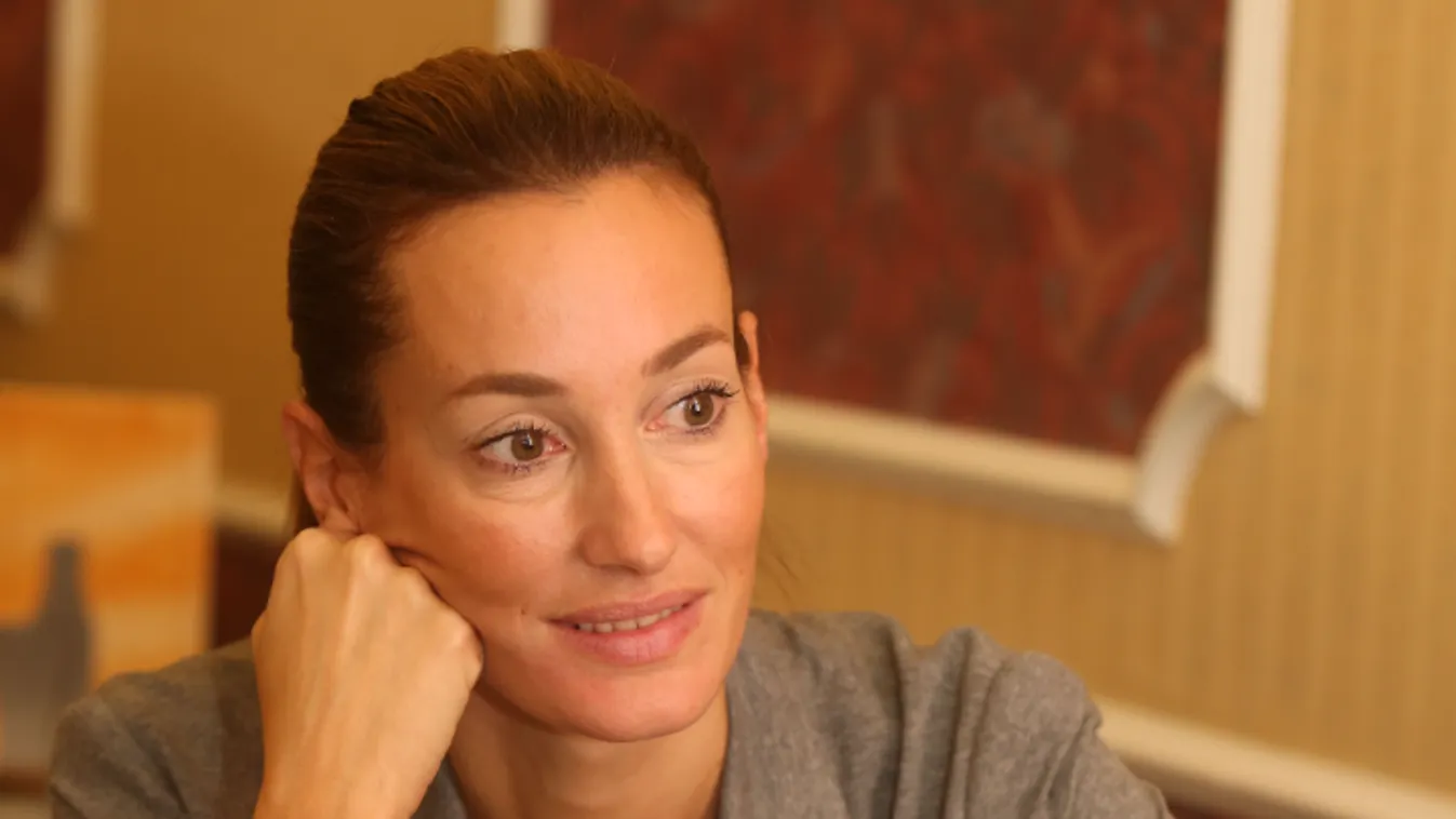 Epres Panni fájdalmas fotót osztott meg